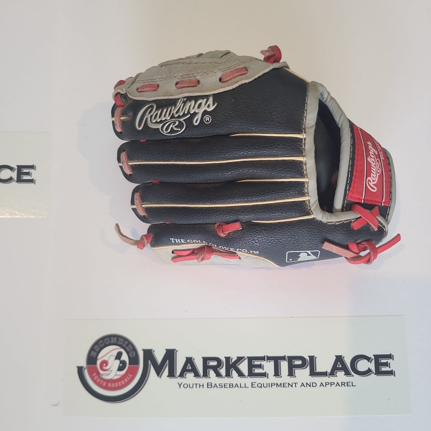 9.5 inch Rawlings Baseball Glove